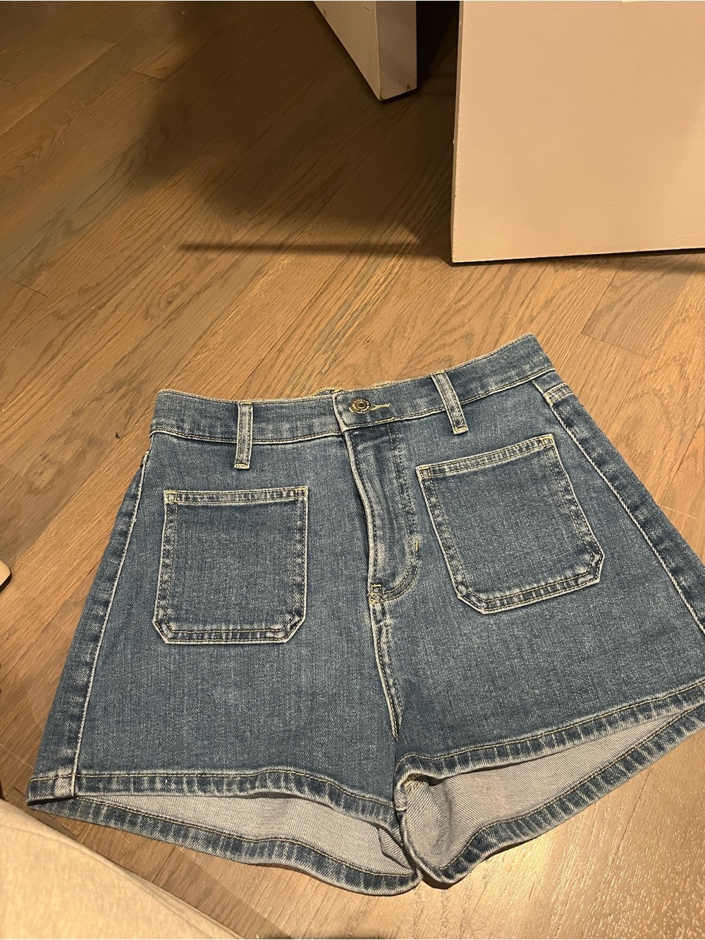 Veronica Beard Elijah Short High-Rise Denim Shorts